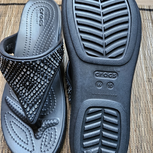 .CROCS Monterey Shimmer Black Wedge Flip Flops Size 10 - Picture 3 of 3